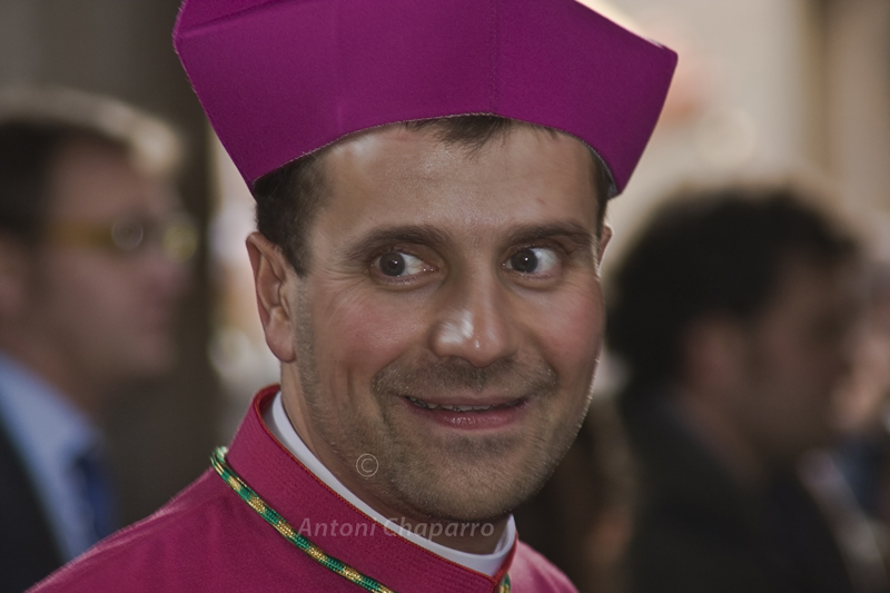 Resultado de imagen de obispo novell