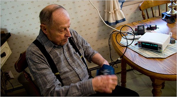 [Sensors+Monitor+Elderly+People.jpg]