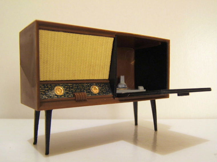 It's a small world: Tri-ang Spot On radiogram - early 1960s