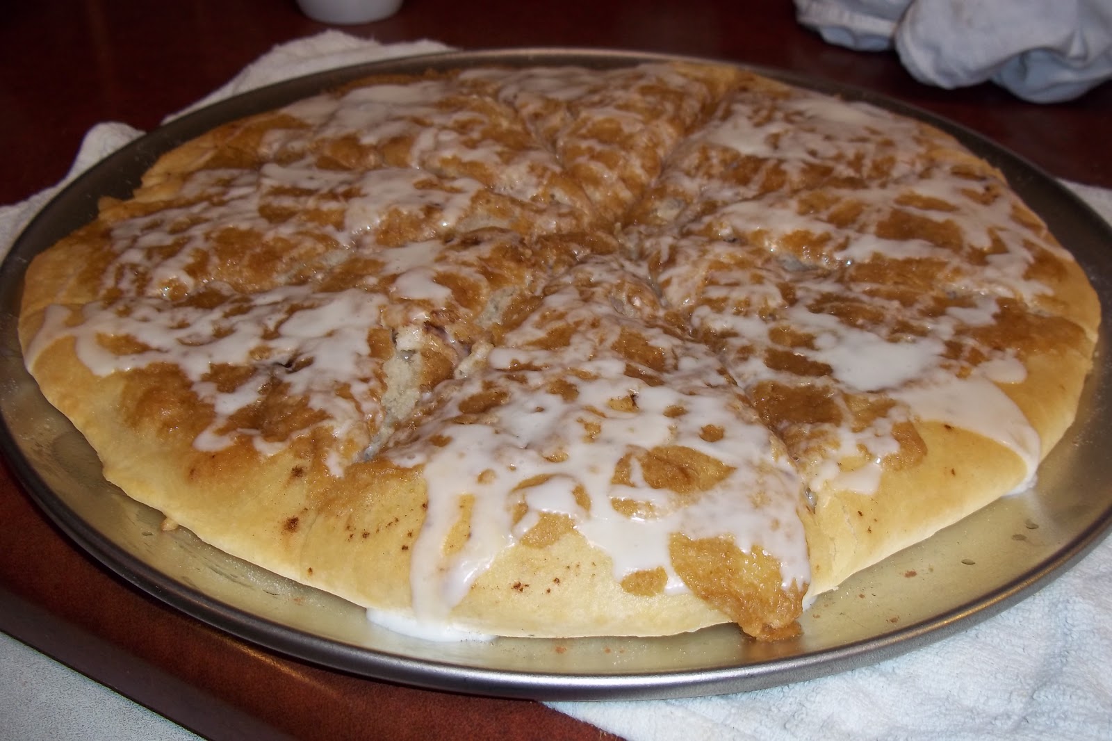 The Daily Smash Godfather's Cinnamon Streusel Dessert Pizza
