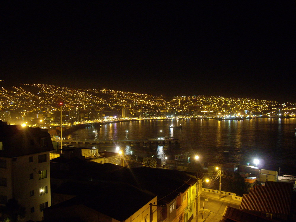 Jaque al Neoliberalismo "Clocks" de Coldplay... con Buena Vista Social