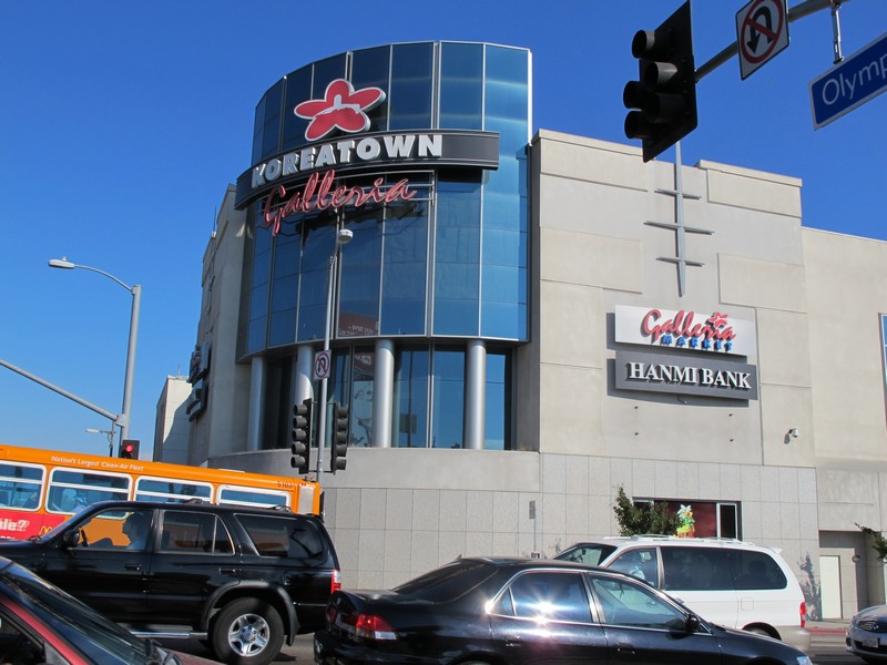 Sienna down south and bike odyssey of Asia: Ate and picked up supplies