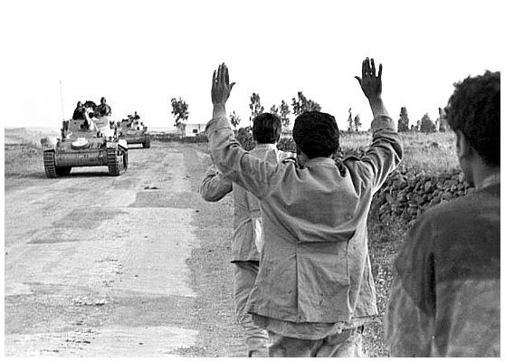 http://4.bp.blogspot.com/_YYMeAu4i7gA/SvZ-OjKReUI/AAAAAAAAGWM/jhH3293_Wic/s1600/syrian-soldiers-surrender-six-day-war-1967-arab-israeli.jpg