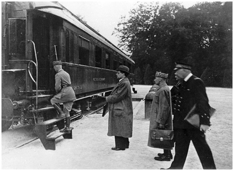 surrender-france-1940-ww2-second-world-war-incredible-pictures-images-photos-drench+surrender-railway-coach.jpg