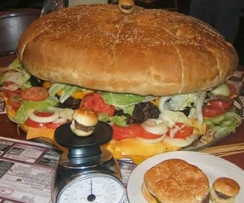 [Fastfood_in_XXL_6.jpg]