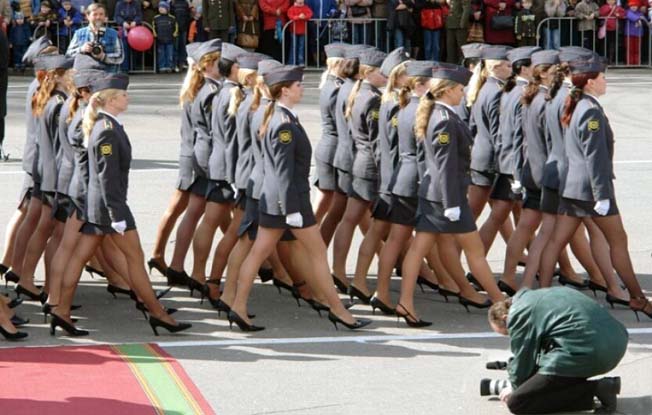 [Funny_Military_Pictures_12.jpg]