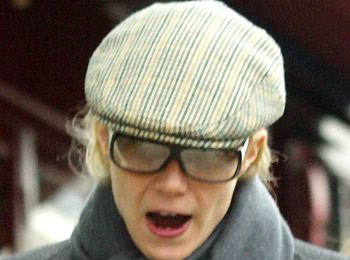 [Yawning_Celebrities_8.jpg]