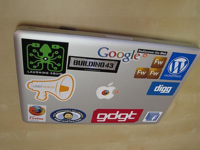 [Teens_Laptops_50_pics__21.jpg]