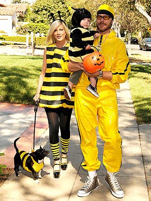 [tori_spelling.jpg]