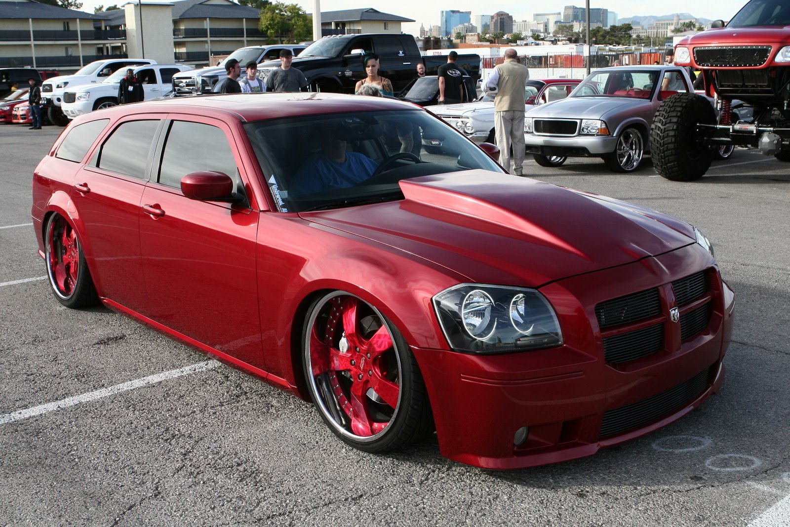 Dodge tuning. Додж Магнум. Dodge Magnum srt8 Tuning. Dodge Magnum srt8. Dodge Magnum 300c Tuning.