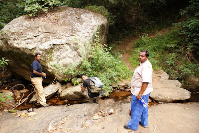 An Indian Nomad: Kumbakarai - Vellagavi - Vattakanal - Kodaikanal Trek