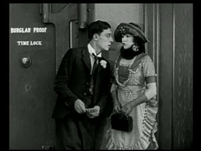 Buster Keaton and Virginia Fox in The Haunted House