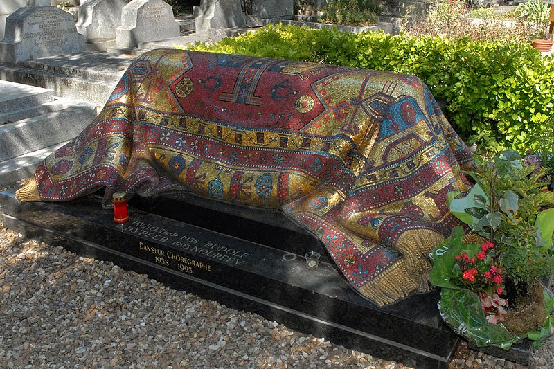 [Nureyev+grave]