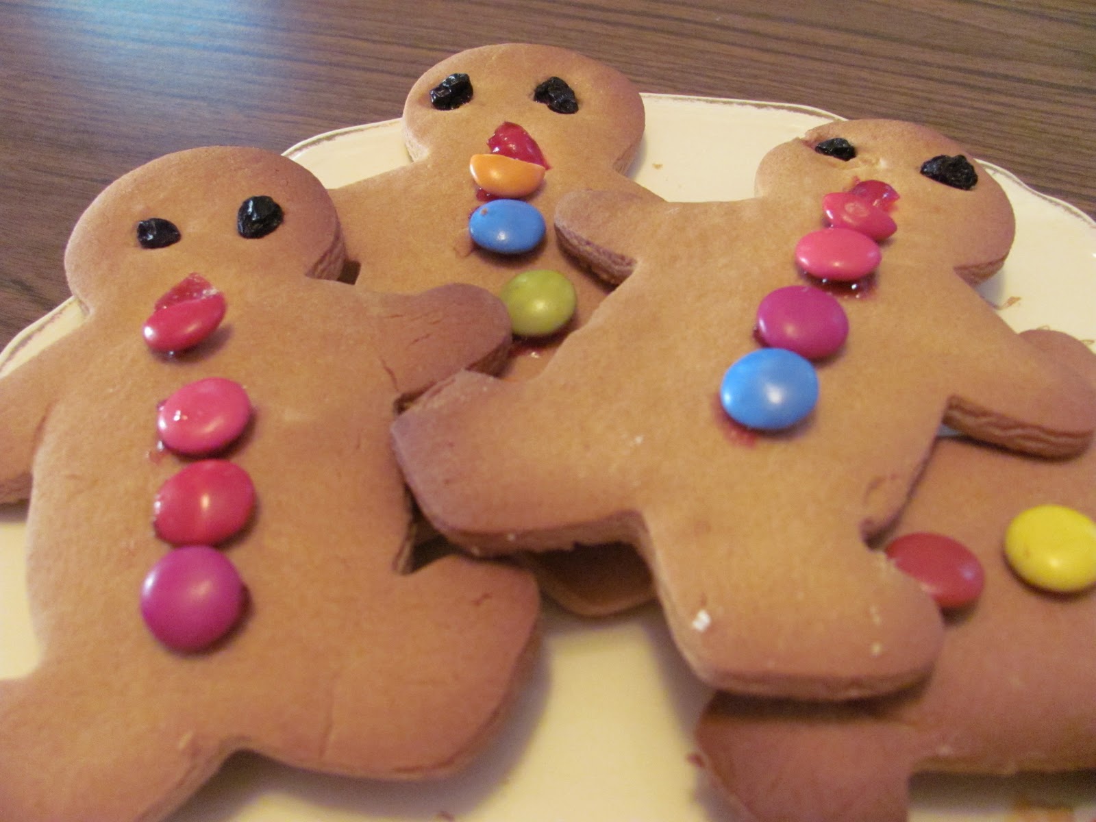 Scott might be able to cook!: March of the Gingerbread men