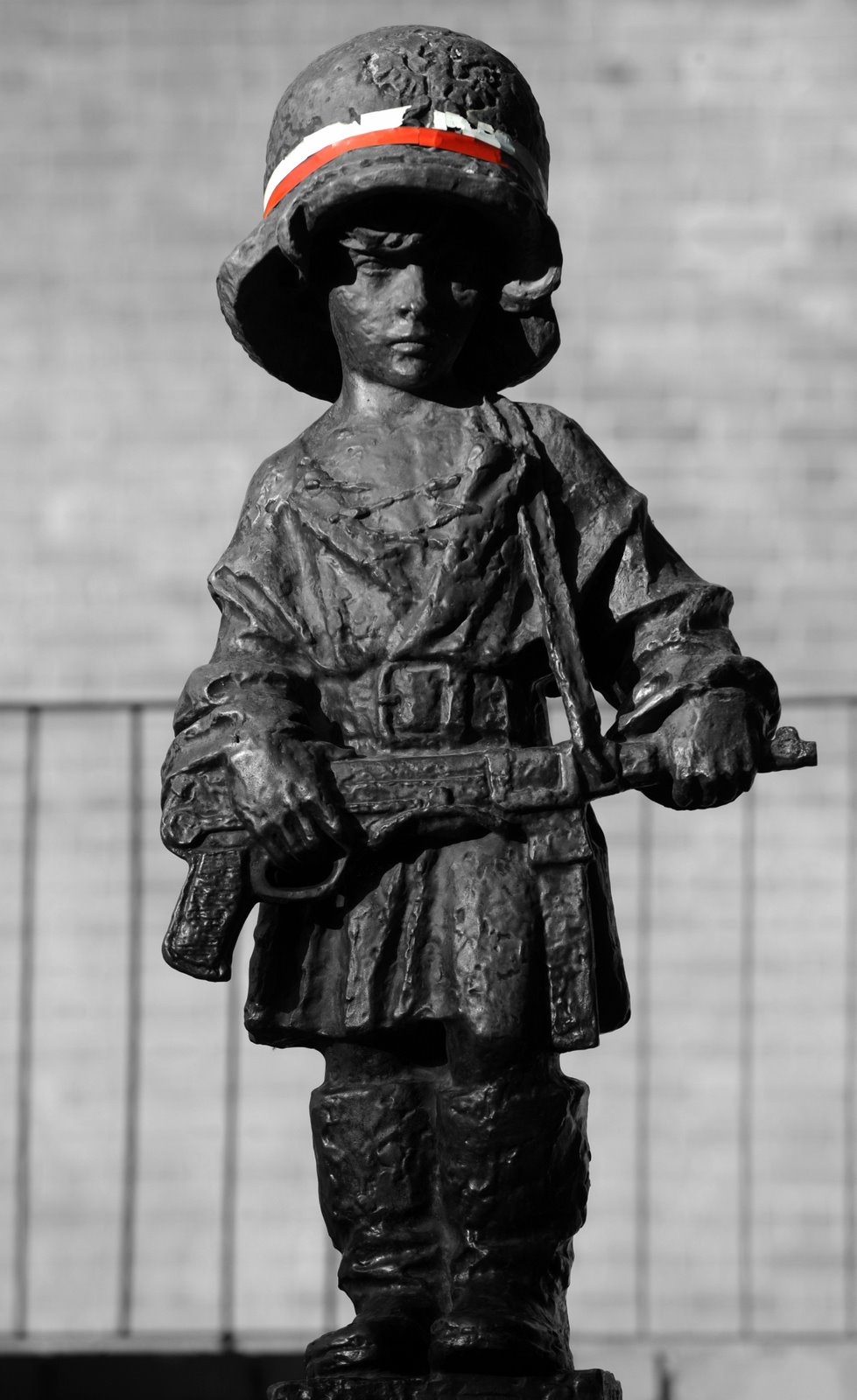 Na Podstawie Opowiadania Mały Powstaniec Fotoblog Cezarego: Mały Powstaniec - w oczekiwaniu na godzinę W