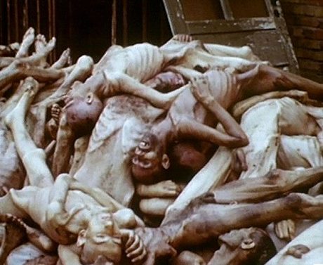 holocaust42.jpg