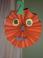 Preschool Crafts for Kids*: Paper Halloween Owl Decoration