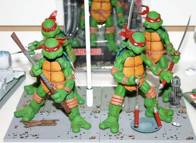 [TMNT_TOYFAIR.jpg]