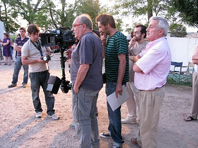 foto de rodaje en exterior con Pedro Costa y Víctor Tejedor