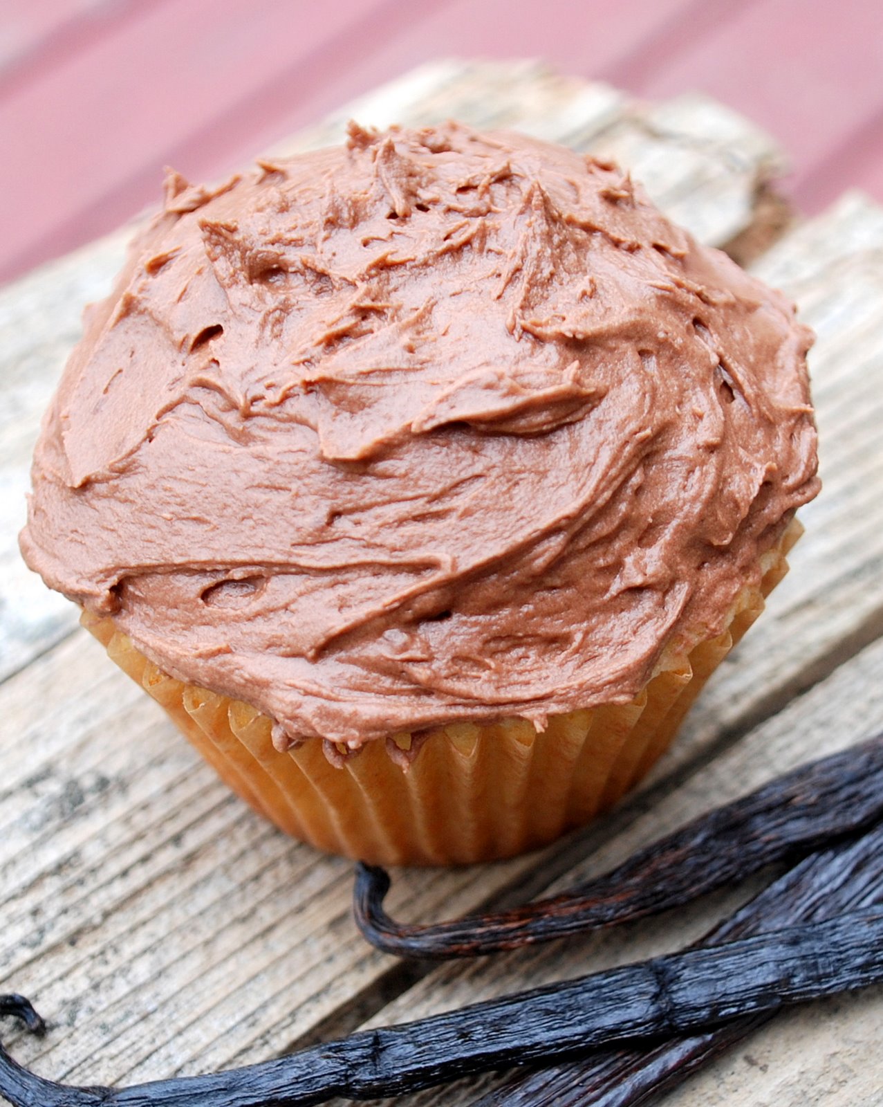 [Van+Bean+cupcake+cu+whole.jpg]
