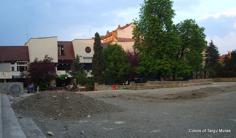 Piata Teatrului, Spring, Targu Mures