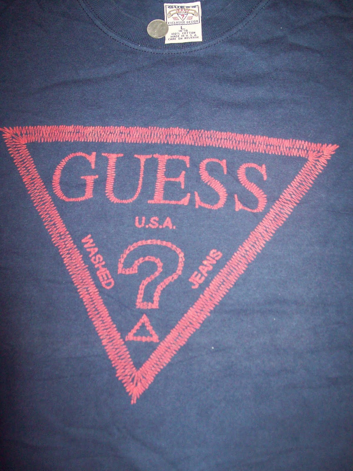 NEW OLD STUFF: GUESS JEANS T-SHIRT