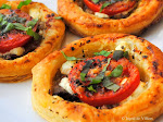 Tomato, goat cheese and beef tarts