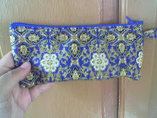 Contoh Souvenir Kami : Tempat Pensil dari Batik
