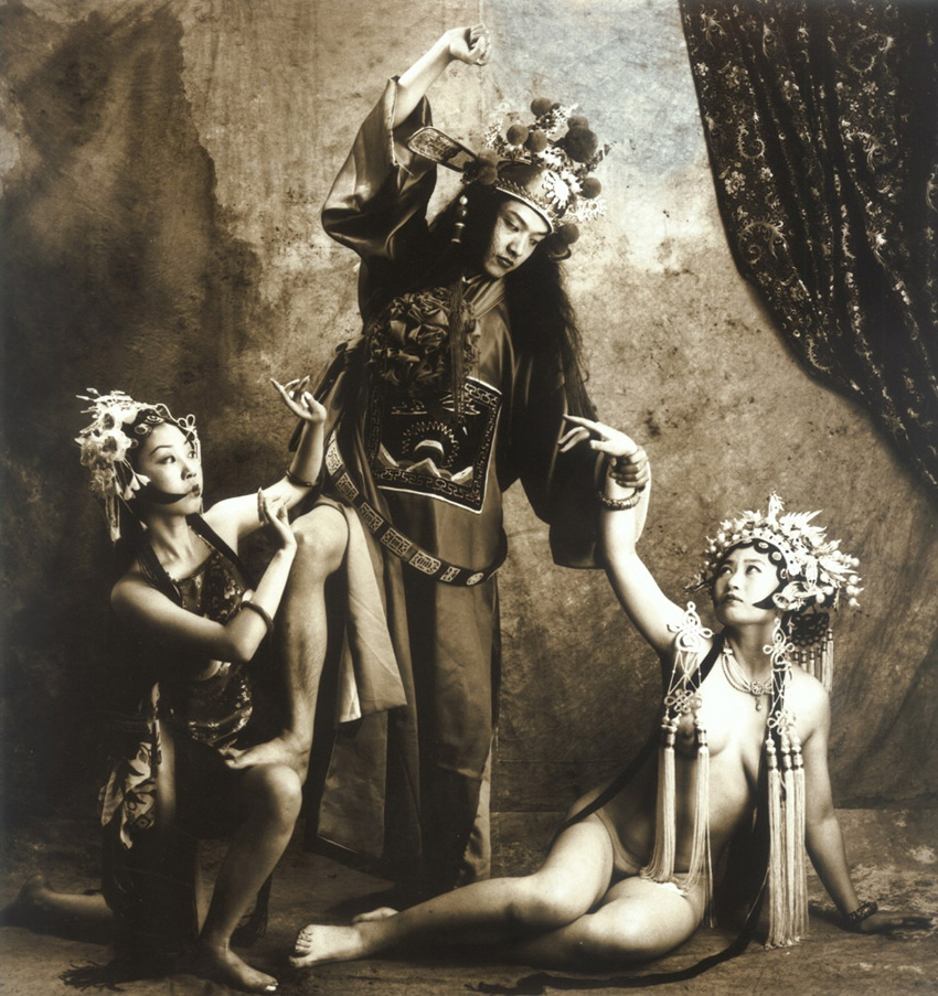 [Peking+Opera+-+Beating+The+Princess.jpg]