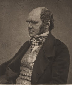 Bajo el Signo de Libra: Darwin, padre de la biología moderna