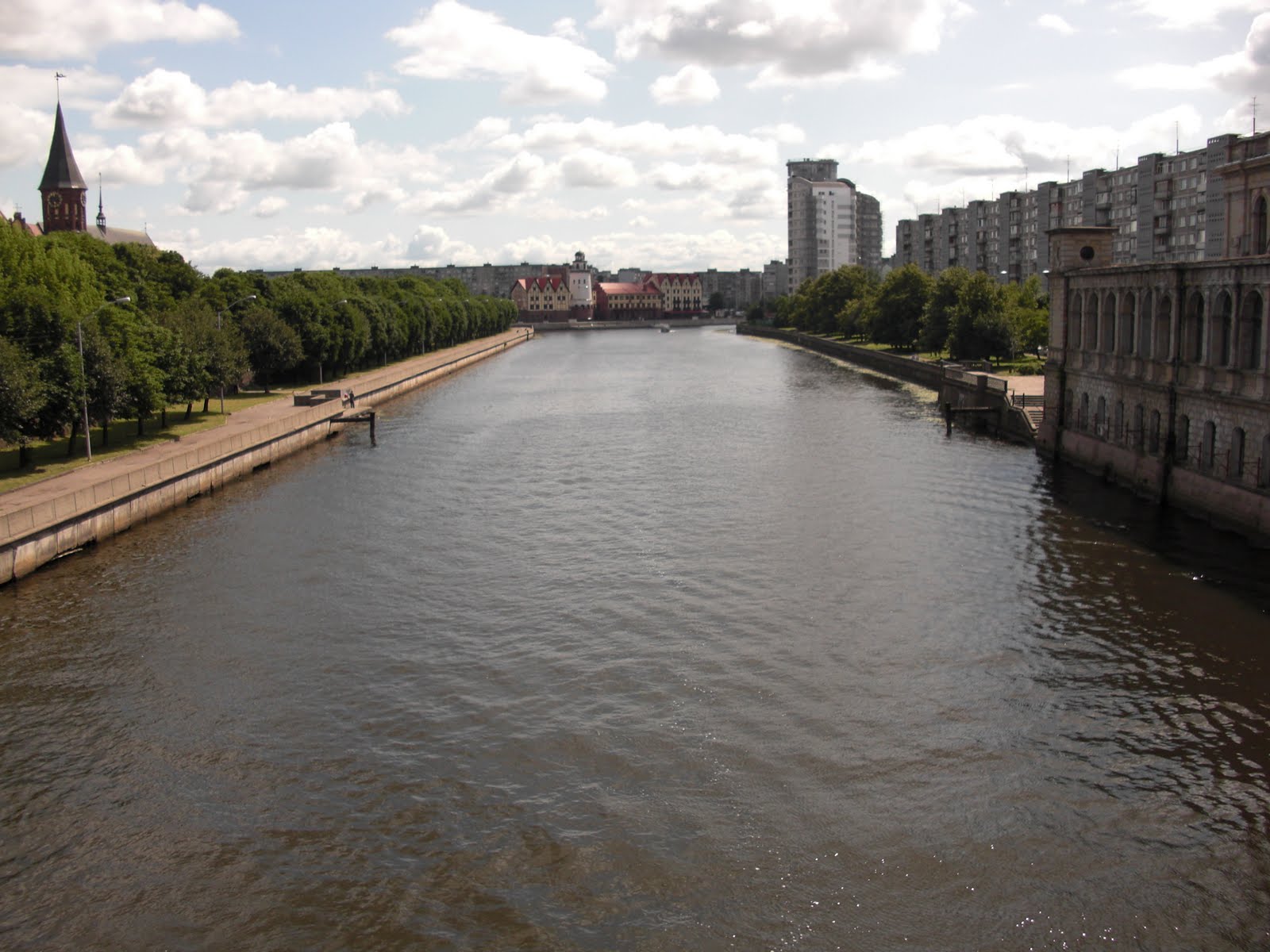 [Eastern+Europe+July+2009+075.jpg]