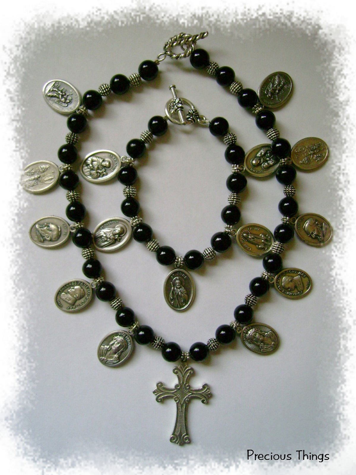 [Collar+y+Pulcera+Medallas+Religiosas.jpg]