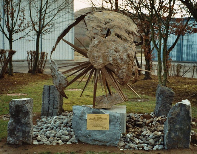 Gommage du globe terrestre en bronze à la centrale nucléaire de Chooz (08)