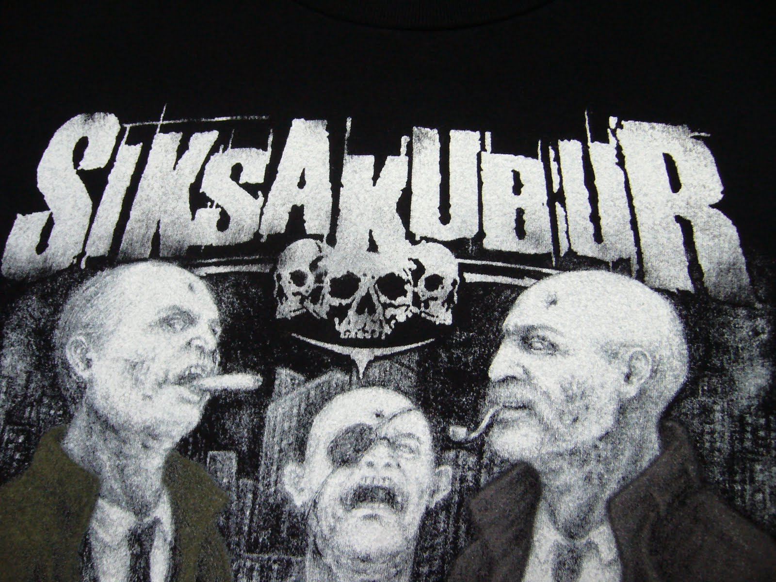 hoBbundle Siksa kubur band