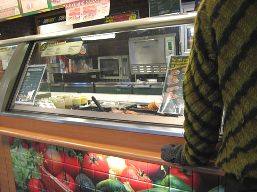 [16.20_Subway.jpg]