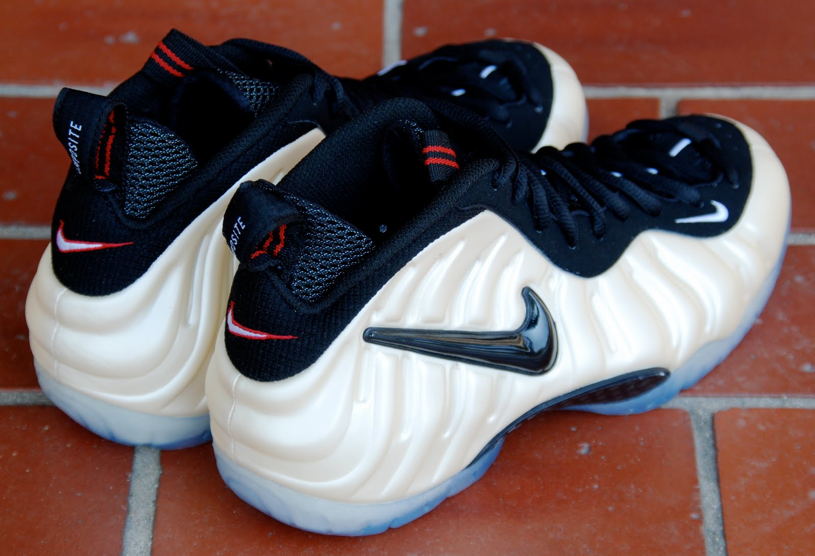 Sole Sneaker Boutique: Nike Foamposite Pro Pearl (624041 206)