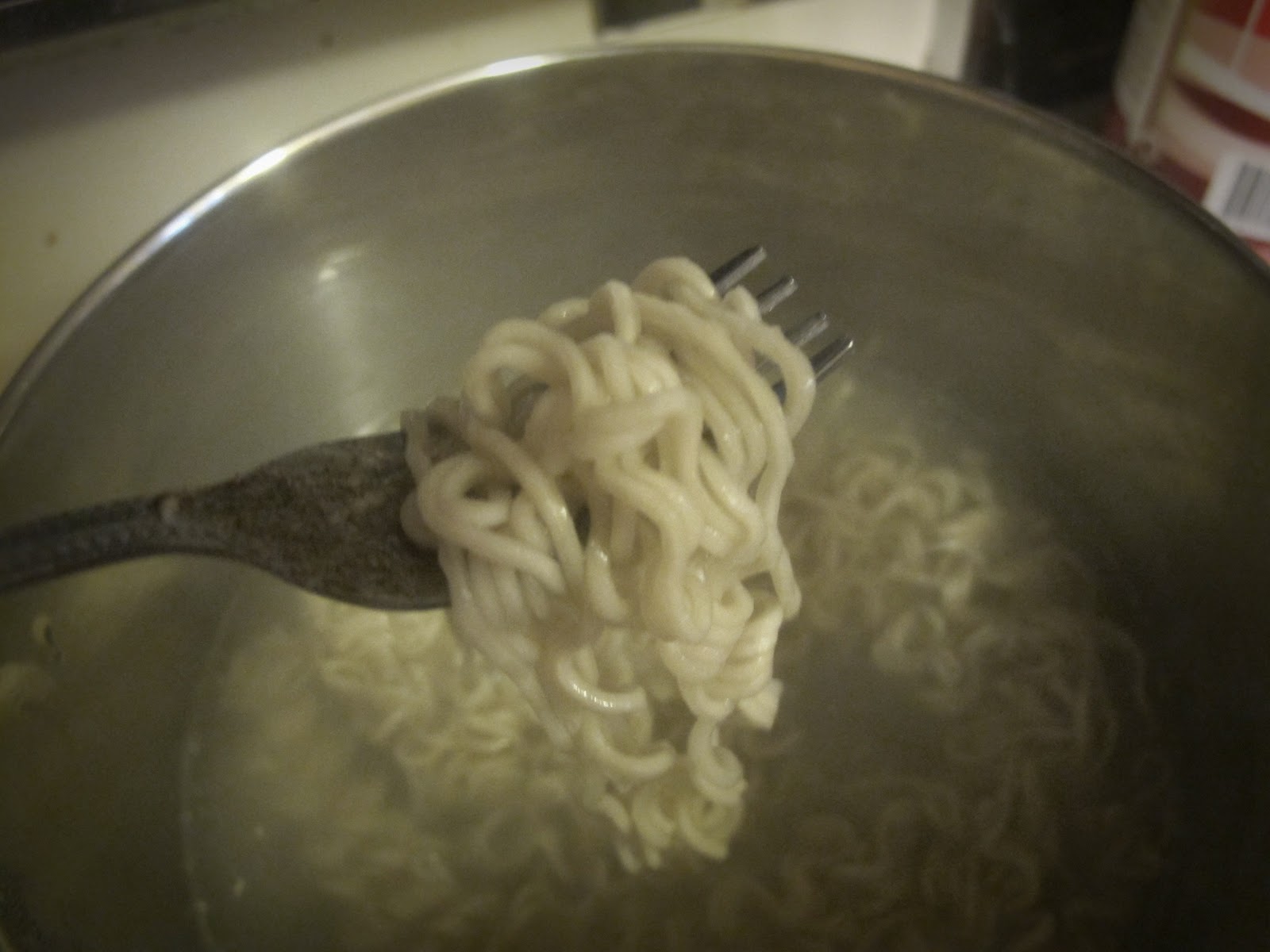 foureyes rella How to...make Mr.Noodles delicious