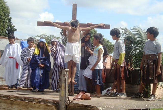 Parroquia Ntra Sra De Las Mercedes Montero Bolivia Viernes Santo Y Via Crucis Infantil En 