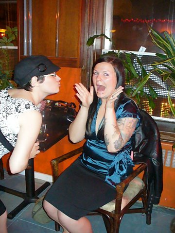 [n511299013_1001043_4287.jpg]