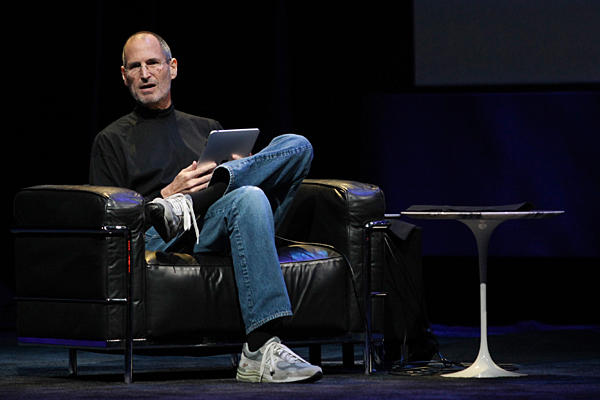 [steve_jobs_ipad.jpg]