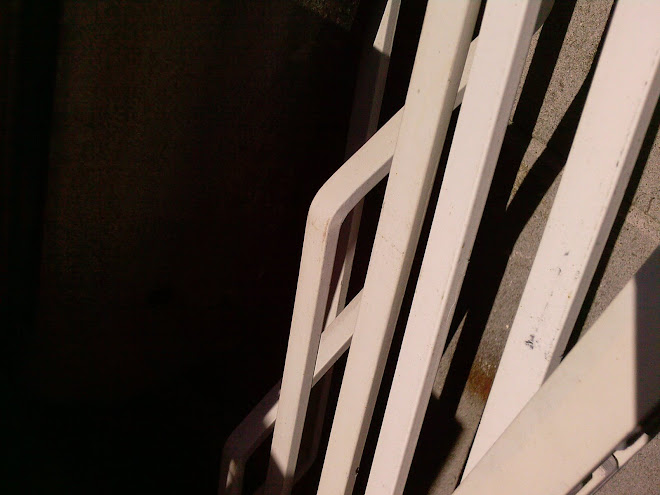 BARRIER MECHANISM
