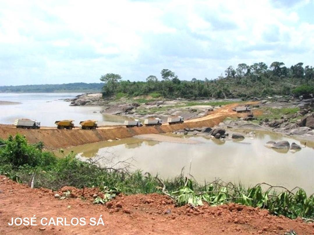[Obras+UHE+Sto+Antônio.jpg]
