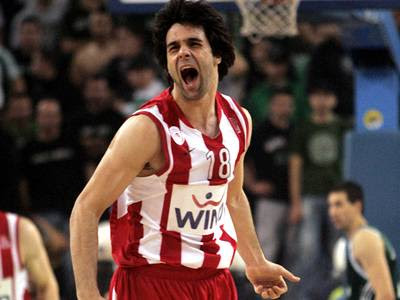 http://4.bp.blogspot.com/_ZwPaSJzE768/TCClyf0sLHI/AAAAAAAABZM/WIt0GFWtS2M/s400/teodosic-kypello.jpg