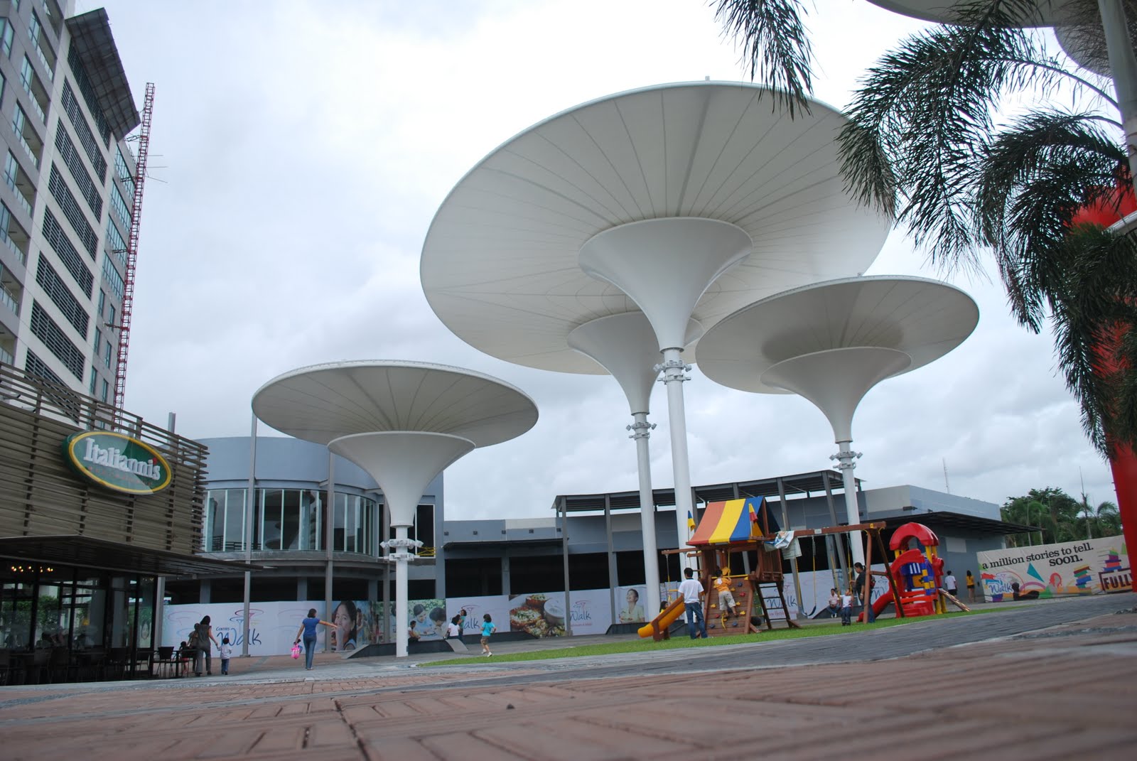 Centris Walk, EDSA corner Quezon Avenue