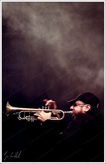 Juan Carlos Hernandez - Stage and Jazz Photographer: Brownman