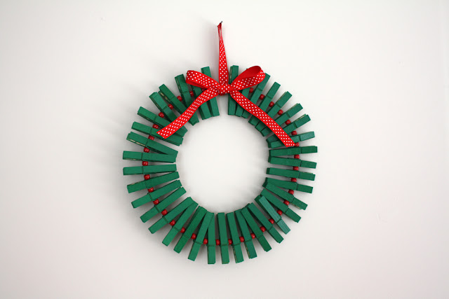 Clothespin Wreath | DIY Christmas Wreaths You Will Love