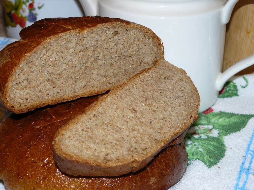 Ржаной гречневый хлеб. Серый хлеб с отрубями. Гречневый хлеб. Настоящий хлеб. Гречишный серый хлеб.