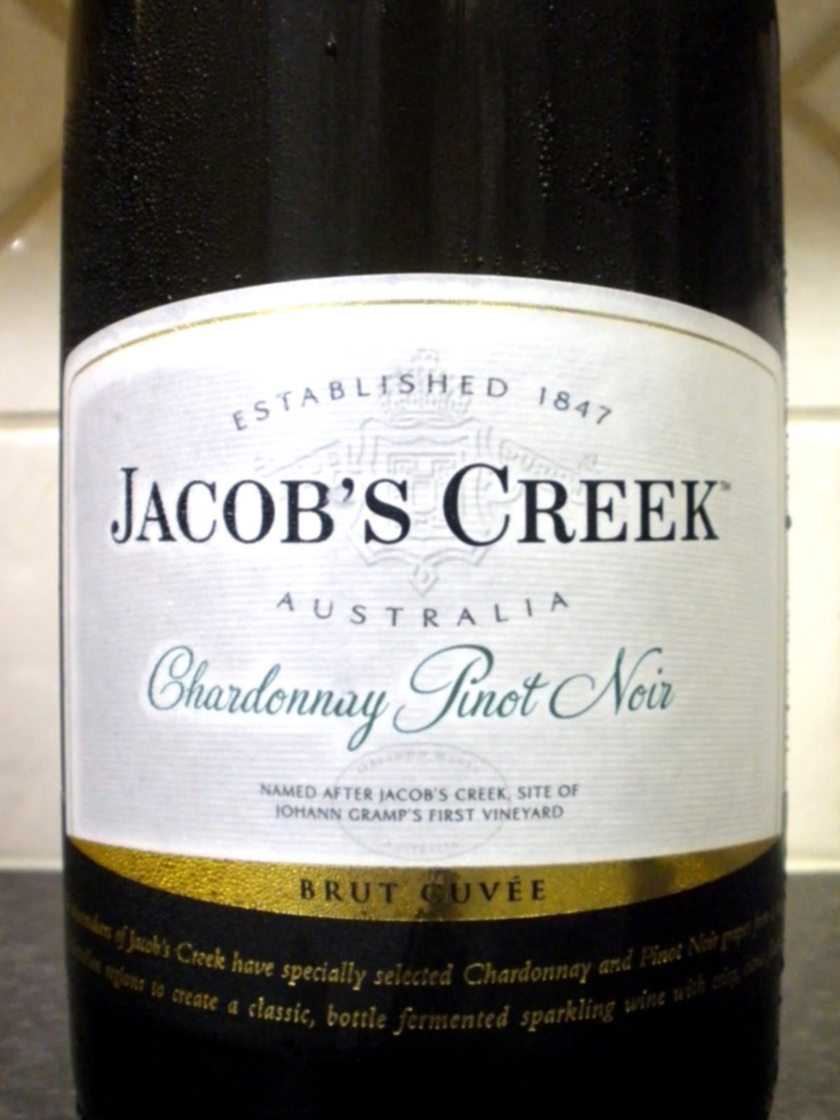 Australian Wine Journal JACOB'S CREEK CHARDONNAY PINOT NOIR BRUT CUVÉE
