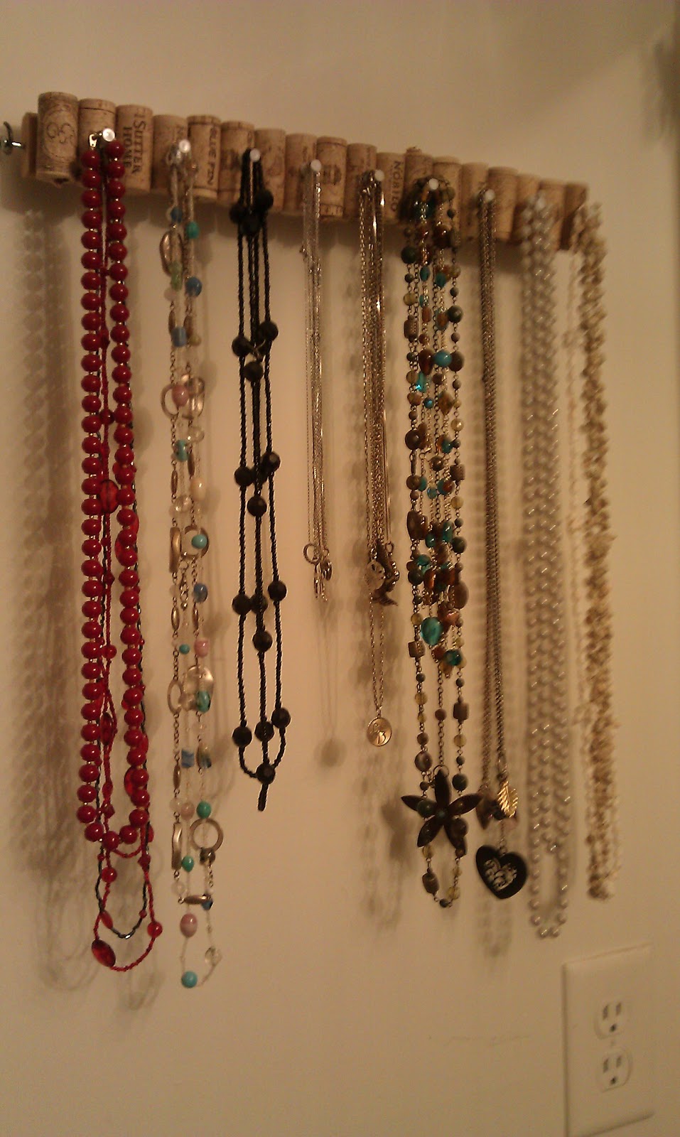 The Wannabe Hippie DIY Necklace Holder The Wannabe Hippie DIY Necklace Holder