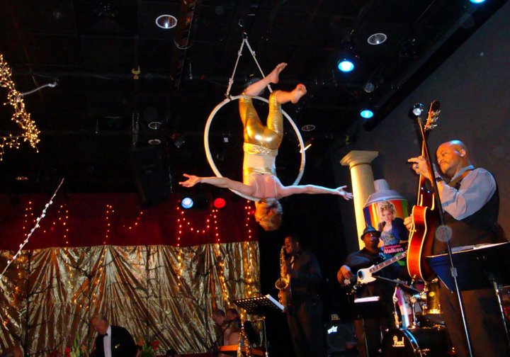 [Marquee+Ball+2009-15.JPG]
